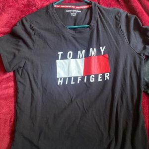 Tommy Hilfiger black active shirt